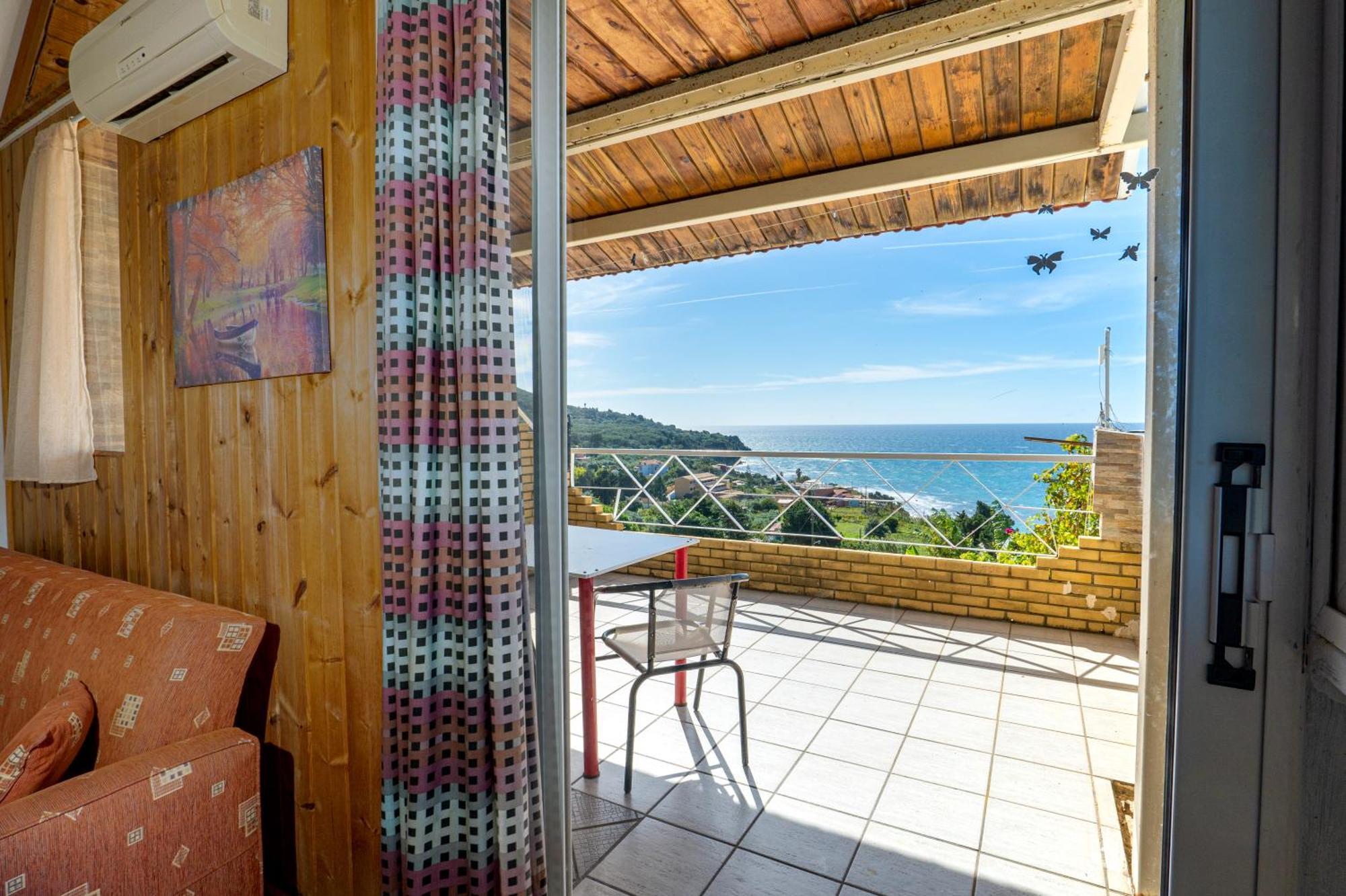 Varagoulis Giannis & Lenas Apartments Paramonas  Exterior photo