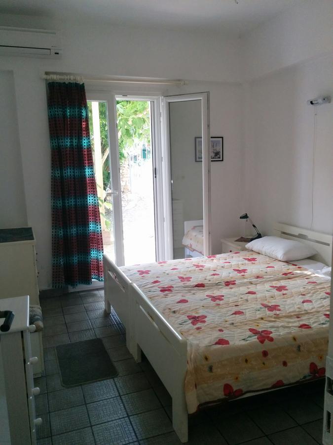 Varagoulis Giannis & Lenas Apartments Paramonas  Exterior photo